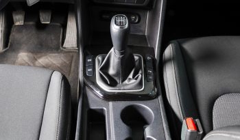 KIA Sportage 1.6 T-GDi Drive completo