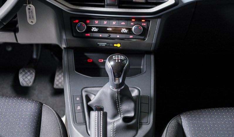 SEAT IBIZA 1.O TSi 95cv Style completo