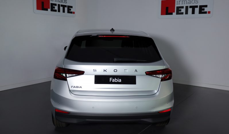 Skoda Fabia 1.0 TSI 116cv Selection DSG completo