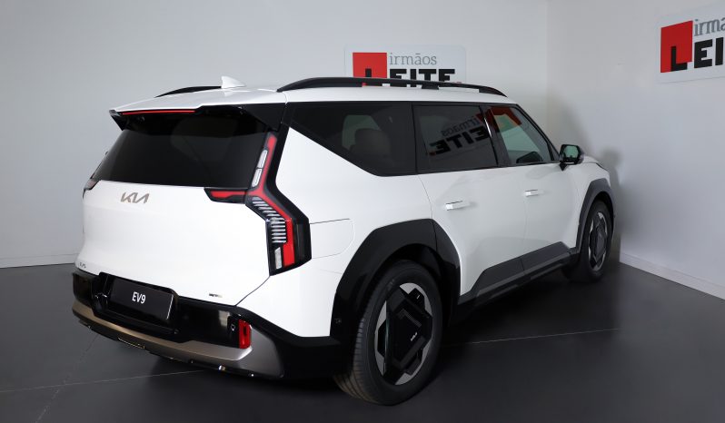KIA EV9  GT-LINE completo