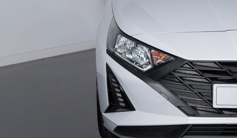Hyundai i20 1.2 T-GDI CONFORT MY25 completo