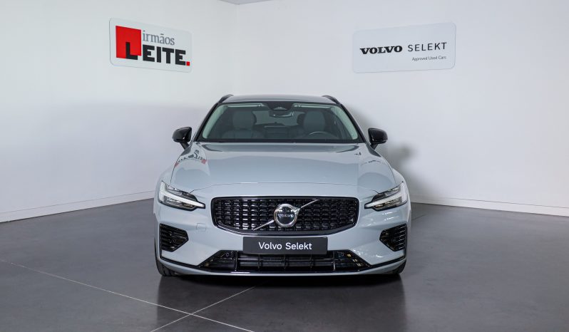 Volvo V60 2.0 T6 AWD TE Plus Dark completo