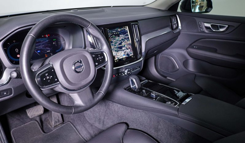 Volvo V60 2.0 T6 AWD TE Plus Dark completo