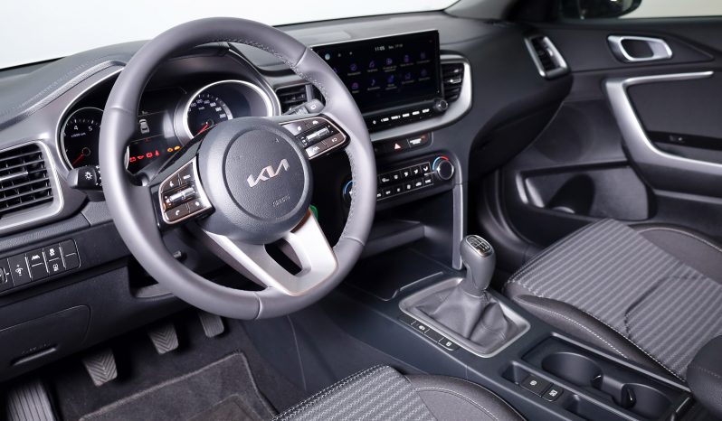 KIA XCeed 1.0 T-GDi Dynamic+ completo