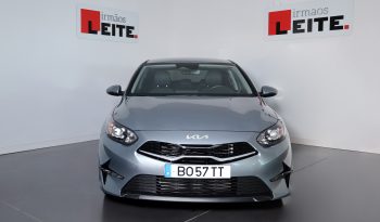 KIA Ceed 5DR 10T-GDI 6MT completo