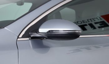 KIA Ceed 5DR 10T-GDI 6MT completo