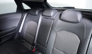 KIA Ceed 5DR 10T-GDI 6MT completo