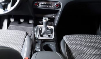 KIA Ceed 5DR 10T-GDI 6MT completo
