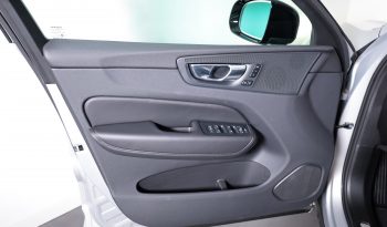 Volvo XC60 T6 AWD Híbrido Plug-in Plus Dark completo