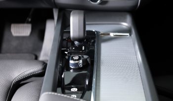 Volvo XC60 T6 AWD Híbrido Plug-in Plus Dark completo