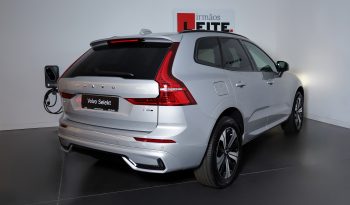 Volvo XC60 T6 AWD Híbrido Plug-in Plus Dark completo