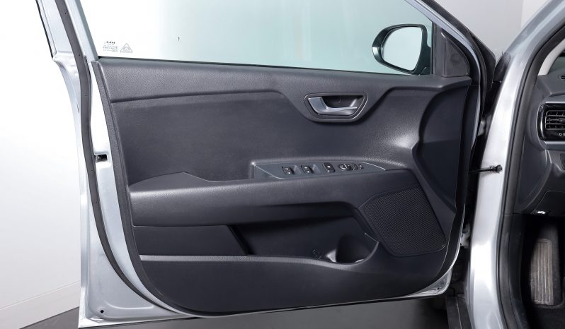 Kia Stonic 1.0 T-GDi Drive 7DCT completo