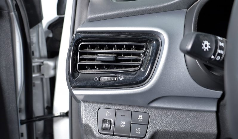 Kia Stonic 1.0 T-GDi Drive 7DCT completo