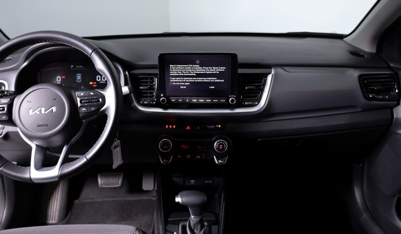 Kia Stonic 1.0 T-GDi Drive 7DCT completo