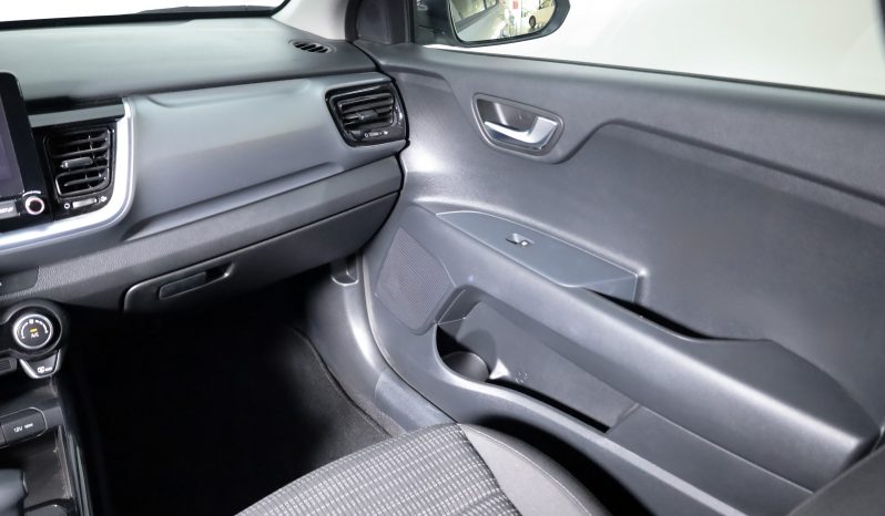 Kia Stonic 1.0 T-GDi Drive 7DCT completo