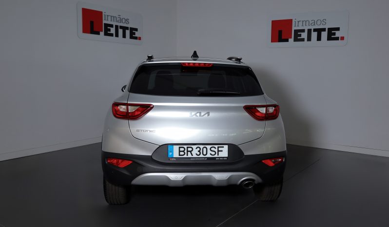 Kia Stonic 1.0 T-GDi Drive 7DCT completo