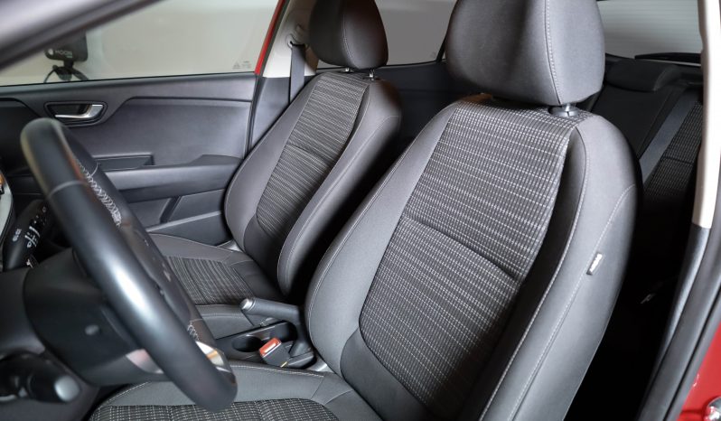 Kia Stonic 1.0 T-GDi Drive 7DCT completo