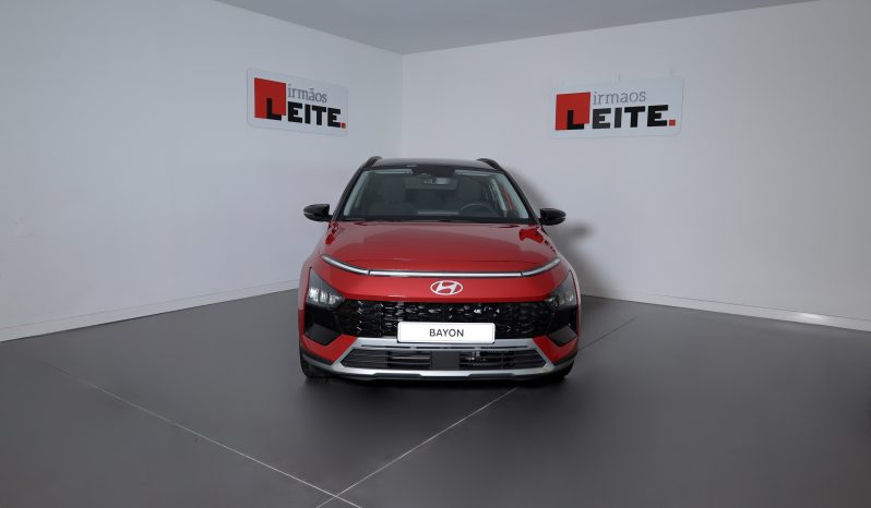 Hyundai BAYON 1.0 T-GDI Premium MY23 (TT) completo