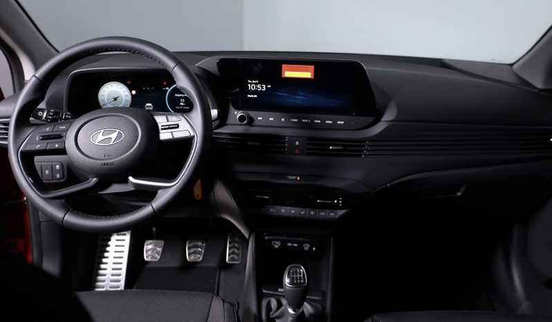 Hyundai BAYON 1.0 T-GDI Premium MY23 (TT) completo