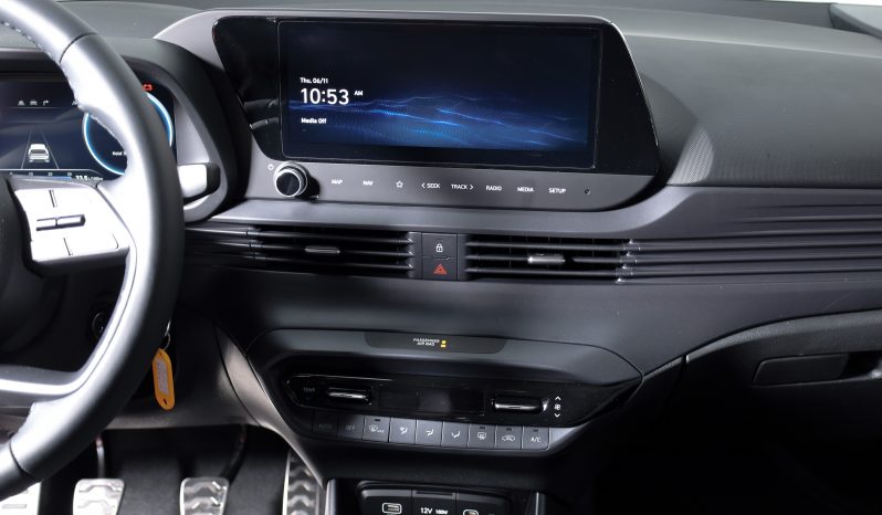 Hyundai BAYON 1.0 T-GDI Premium MY23 (TT) completo