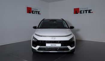Hyundai BAYON 1.0 T-GDI DCT Premium MY23 (TT) completo