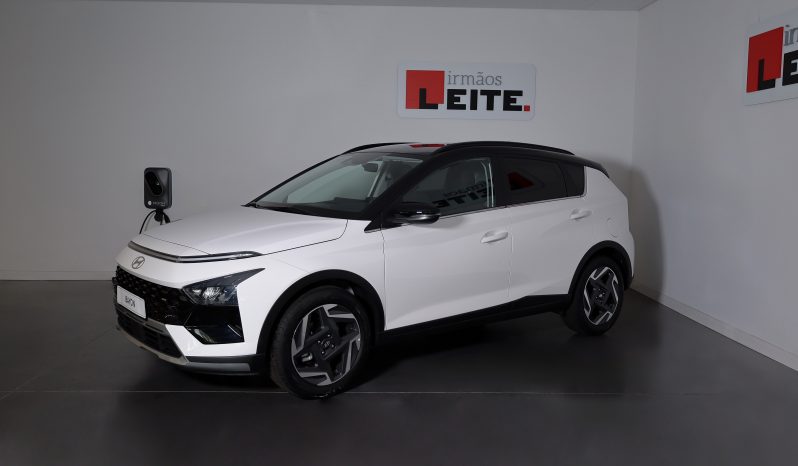 Hyundai BAYON 1.0 T-GDI DCT Premium MY23 (TT) completo