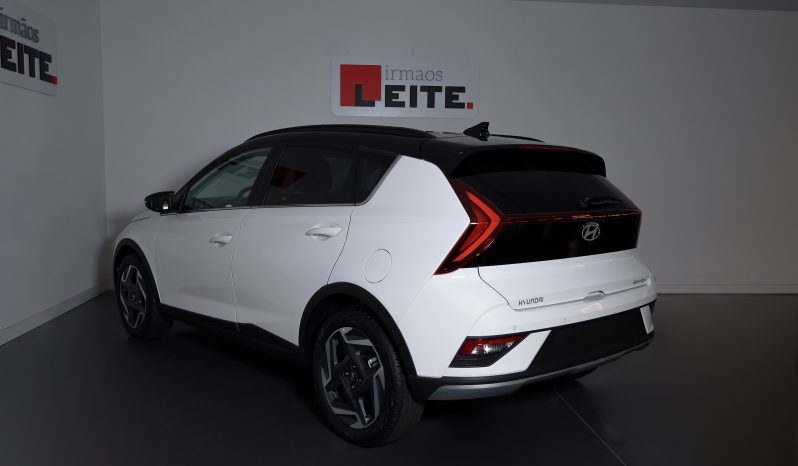 Hyundai BAYON 1.0 T-GDI DCT Premium MY23 (TT) completo