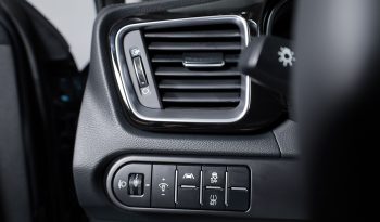 KIA XCeed 1.0 T-GDi 6MT DRIVE completo