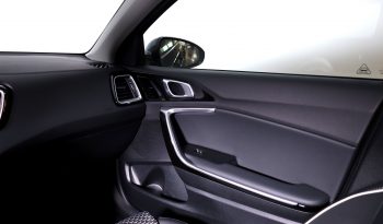 KIA XCeed 1.0 T-GDi 6MT DRIVE completo