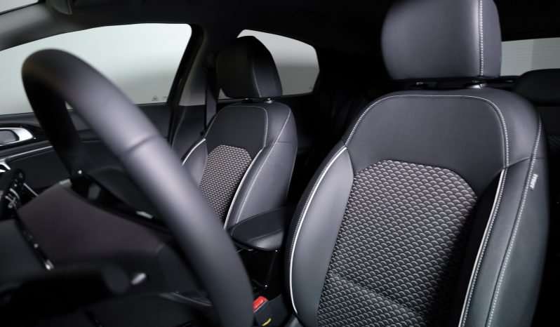 KIA XCeed 1.0 T-GDi 6MT DRIVE completo