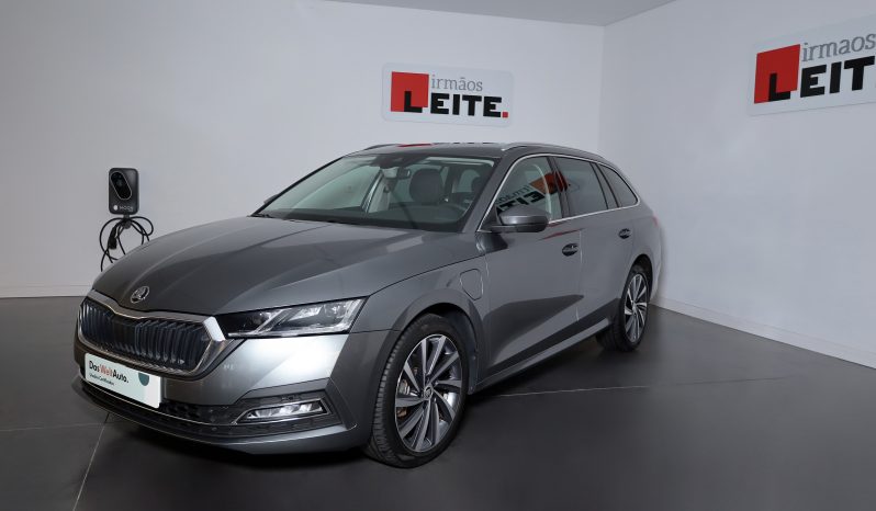ŠKODA OCTAVIA BREAK 1.4 TSI 204cv PHEV DSG completo