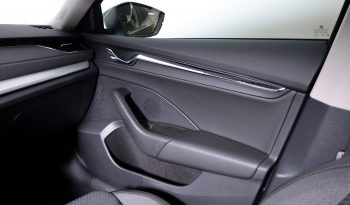 ŠKODA OCTAVIA BREAK 1.4 TSI 204cv PHEV DSG completo