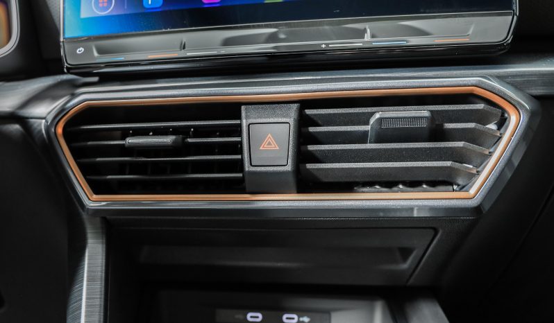 CUPRA LEON SPORTSTOURER 1.5 eTSI 150CV completo