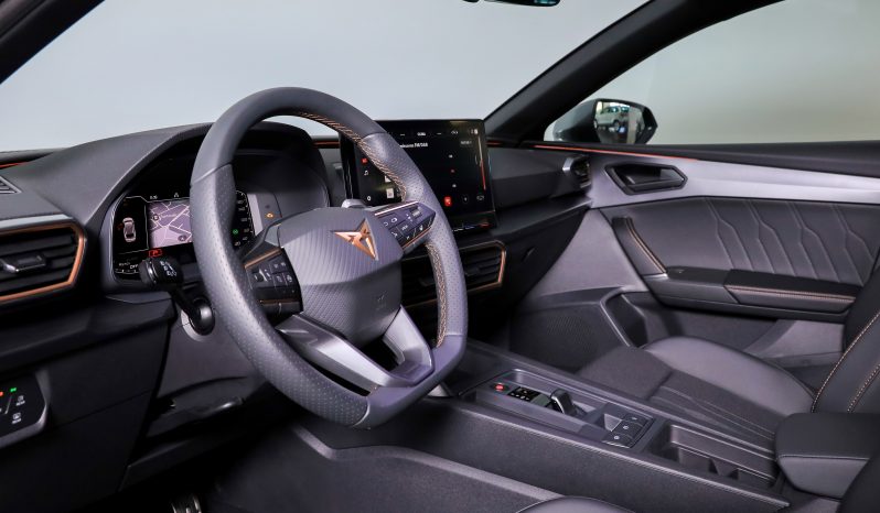 CUPRA LEON SPORTSTOURER 1.5 eTSI 150CV completo