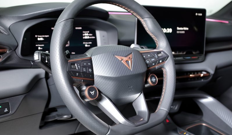CUPRA Terramar 1.5 e-HYBRID DSG Special Edition completo