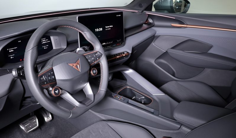 CUPRA Terramar 1.5 e-HYBRID DSG Special Edition completo