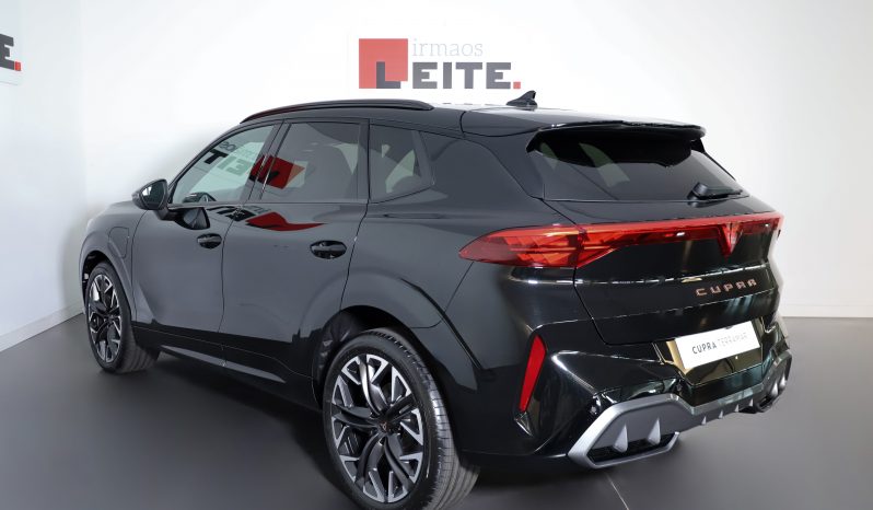 CUPRA Terramar 1.5 e-HYBRID DSG Special Edition completo