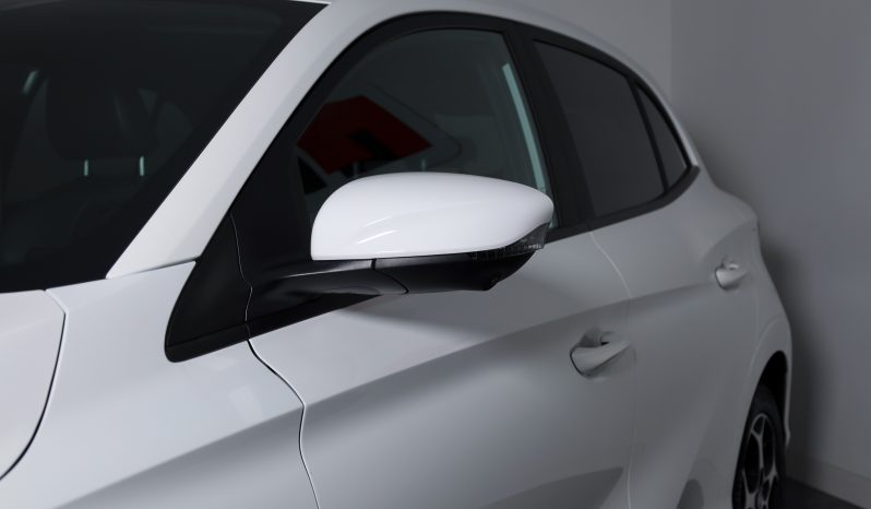 MG   MG3 1.5L HEV Luxury completo