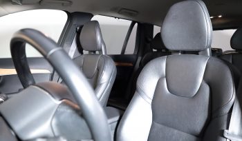 Volvo XC90 Recharge Inscription, T8 AWD híbrido plug-in, 7 lugares completo