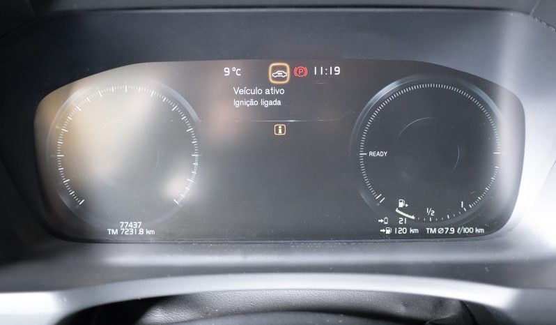 Volvo XC90 Recharge Inscription, T8 AWD híbrido plug-in, 7 lugares completo