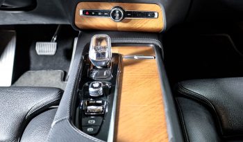 Volvo XC90 Recharge Inscription, T8 AWD híbrido plug-in, 7 lugares completo