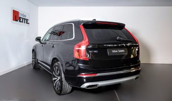 Volvo XC90 Recharge Inscription, T8 AWD híbrido plug-in, 7 lugares completo