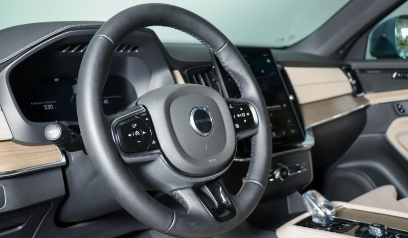 Volvo XC90 Plus Bright, T8 AWD Híbrido Plug-in, 7 Lugares completo