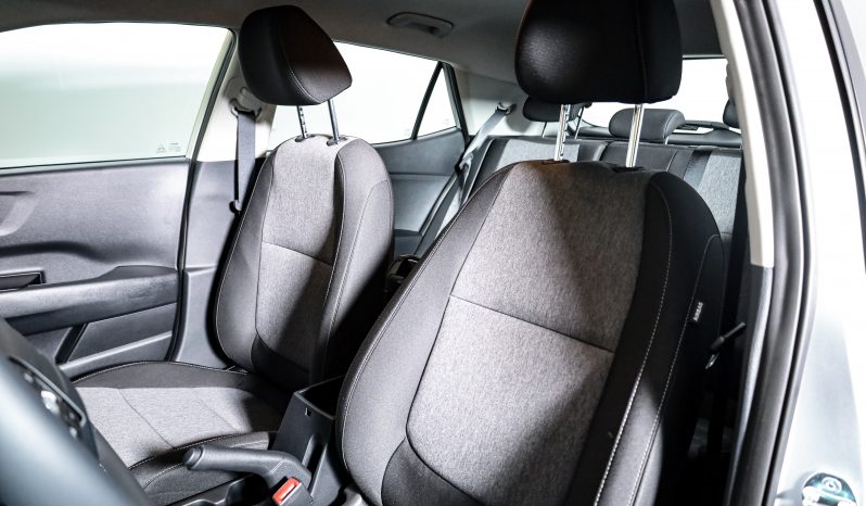 Kia STONIC 1.0T-GDI 6MT TECH completo