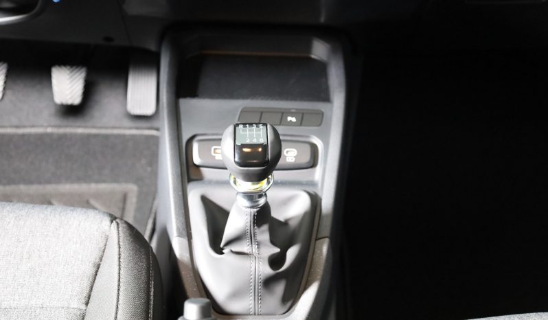 Kia STONIC 1.0T-GDI 6MT TECH completo