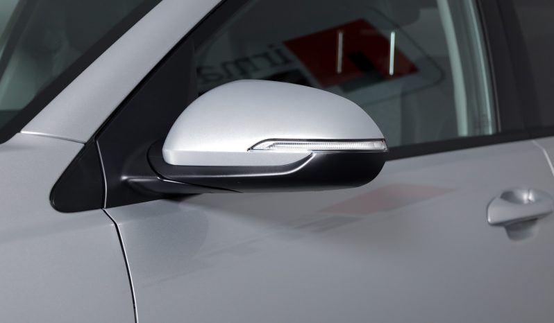 Kia STONIC 1.0T-GDI 6MT TECH completo