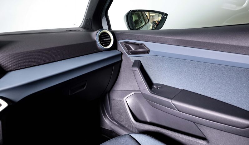 SEAT ARONA 1.0 TSI 115CV DSG STYLE completo