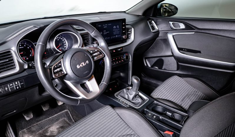 KIA XCeed 1.0 T-GDI 6MT DRIVE completo