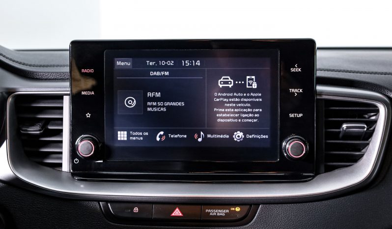 KIA XCeed 1.0 T-GDI 6MT DRIVE completo