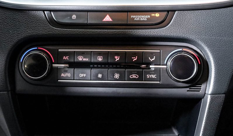 KIA XCeed 1.0 T-GDI 6MT DRIVE completo